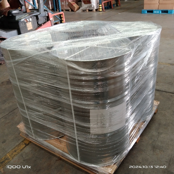 1-METHYL-2-PYRROLIDONE on a pallet